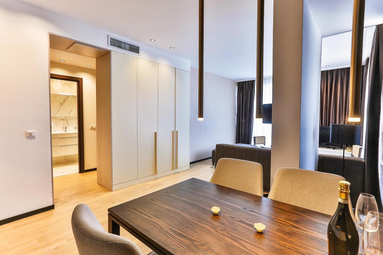 Green Stone Apartments Hotel Rafailovici Ngoại thất bức ảnh