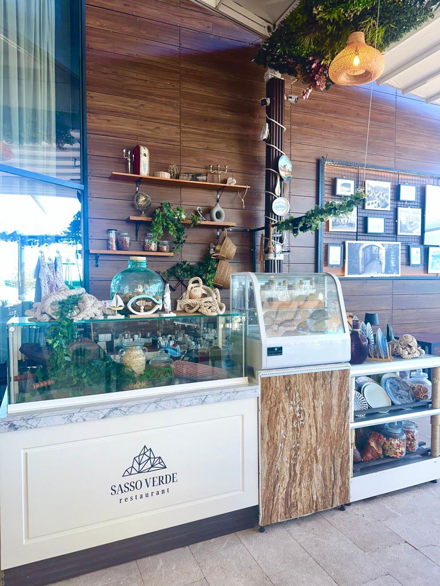 Green Stone Apartments Hotel Rafailovici Ngoại thất bức ảnh